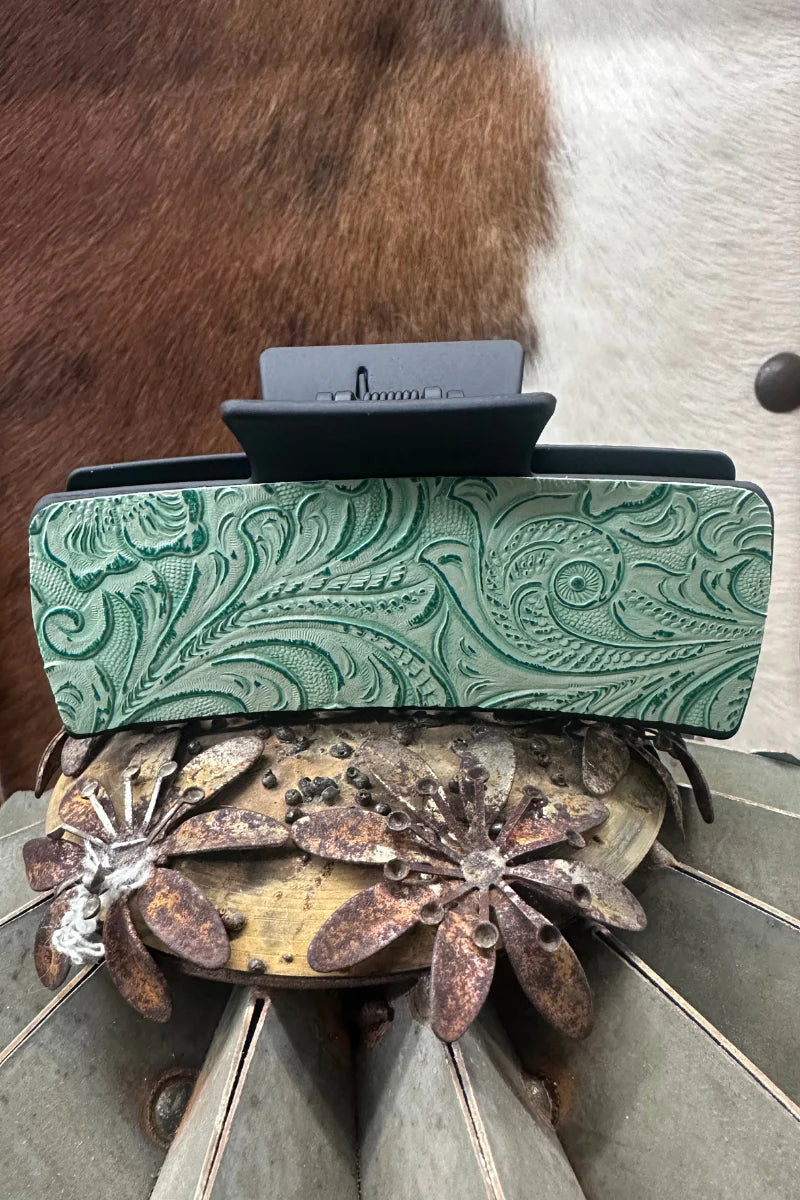 Tooled Claw Clip INS
