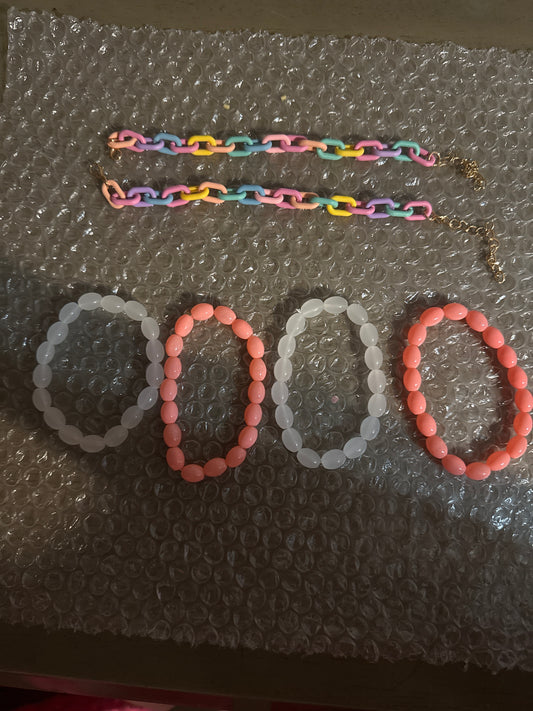 $4 Bracelet Bar