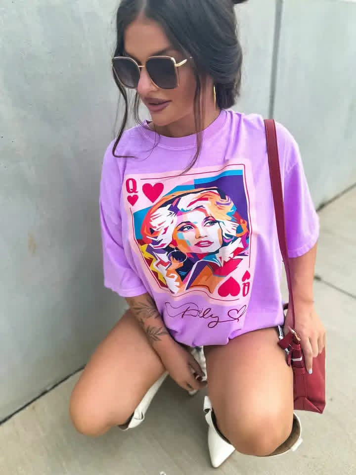 Queen Dolly Tee (Pre-Order)