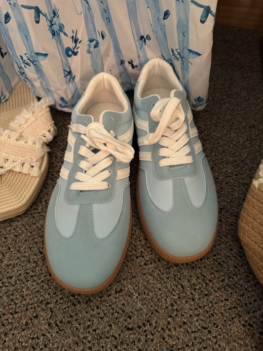 Blue Sneakers INS