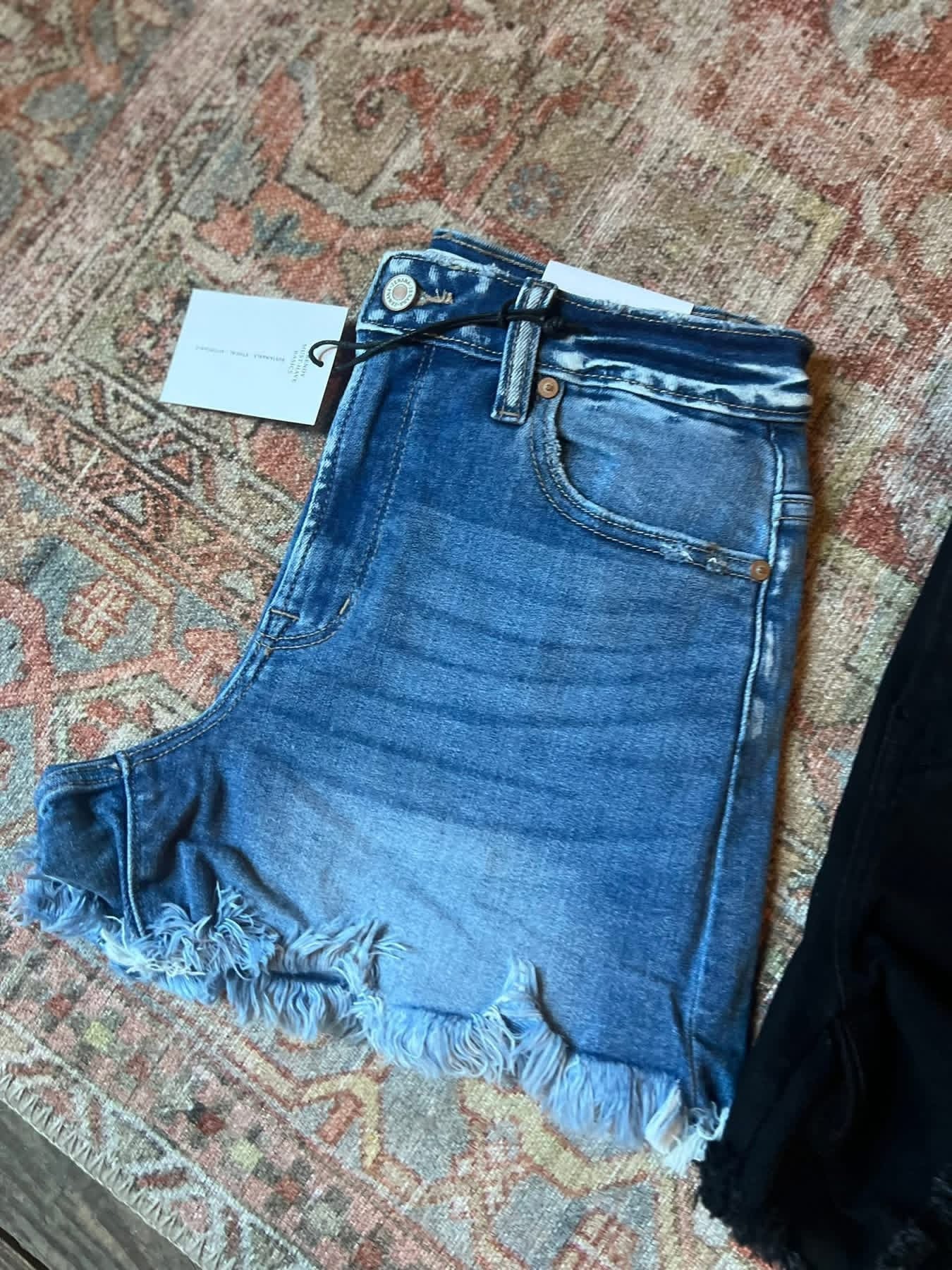 Zenana Frayed Hem Denim Shorts INS