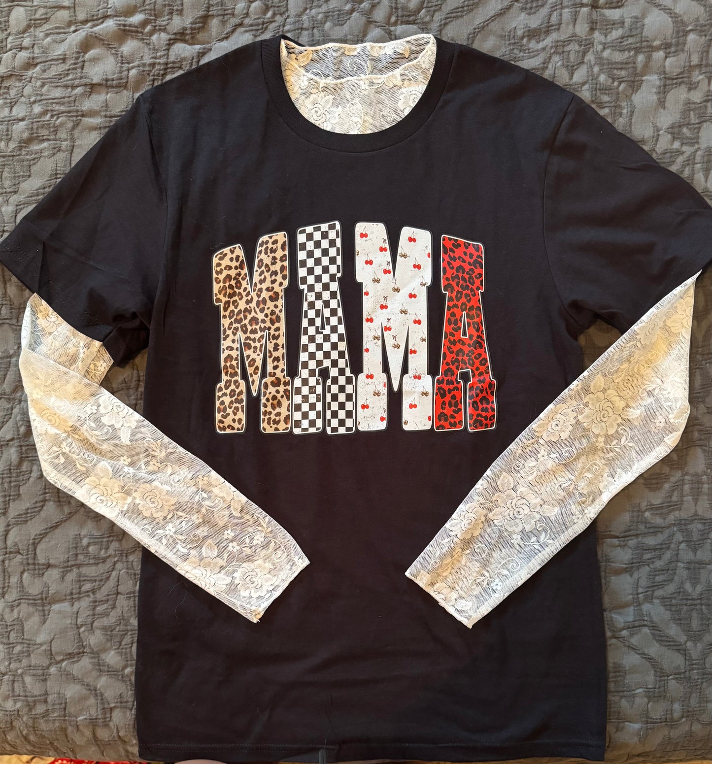 Black MAMA tee INS